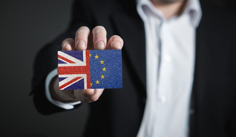 AB VE İNGİLTERE ARASINDAKİ BREXIT ÇIKMAZI